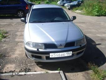 2000 Mitsubishi Carisma Pictures