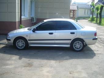 2000 Mitsubishi Carisma For Sale