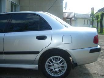 2000 Mitsubishi Carisma Pictures