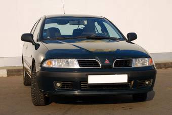 2000 Mitsubishi Carisma Pictures