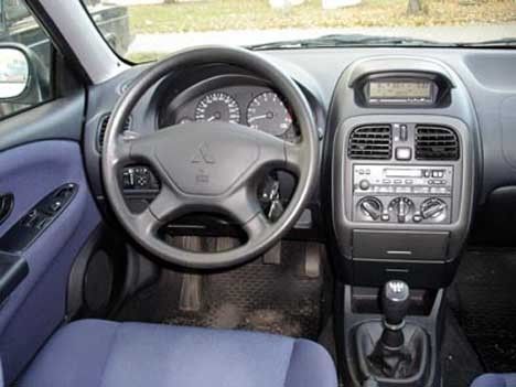 2001 Mitsubishi Carisma