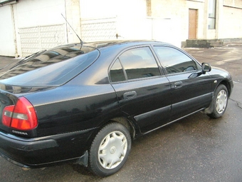 2001 Carisma