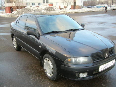 2001 Mitsubishi Carisma