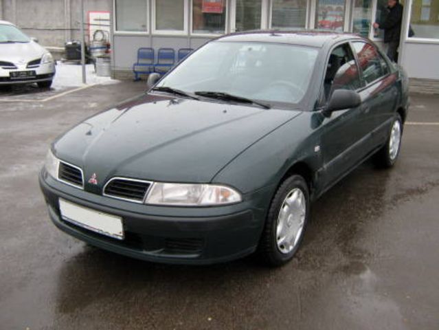 2001 Mitsubishi Carisma