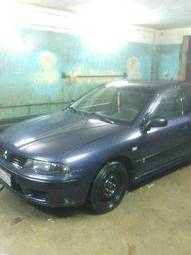 2001 Mitsubishi Carisma Photos