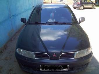 2001 Mitsubishi Carisma Pictures