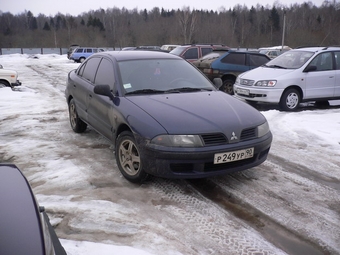2002 Mitsubishi Carisma