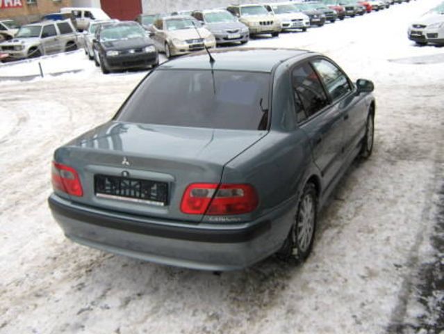 2002 Mitsubishi Carisma