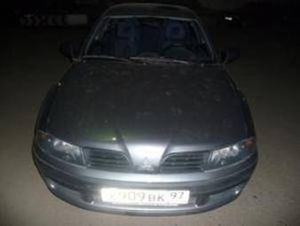 2002 Mitsubishi Carisma Pictures