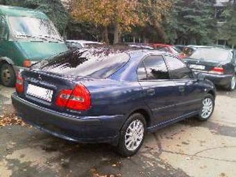 2002 Mitsubishi Carisma Pics