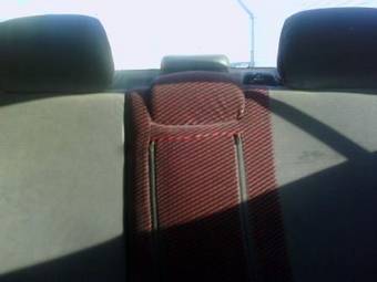 2002 Mitsubishi Carisma Pics