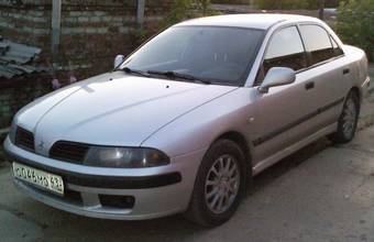 2002 Mitsubishi Carisma Photos