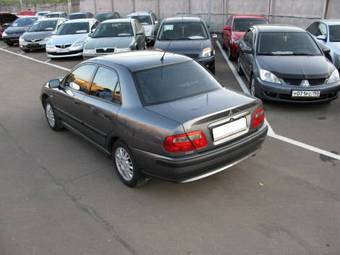 2002 Mitsubishi Carisma Pictures