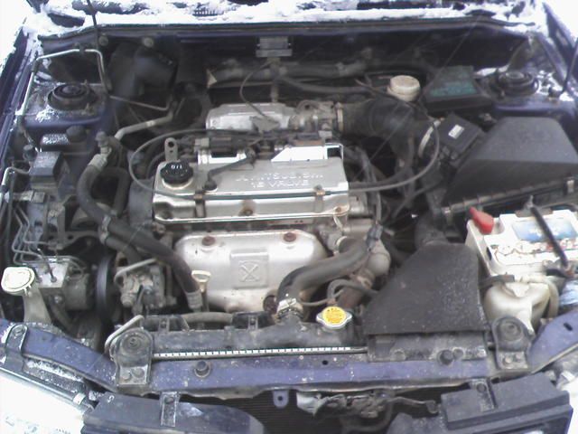 2003 Mitsubishi Carisma