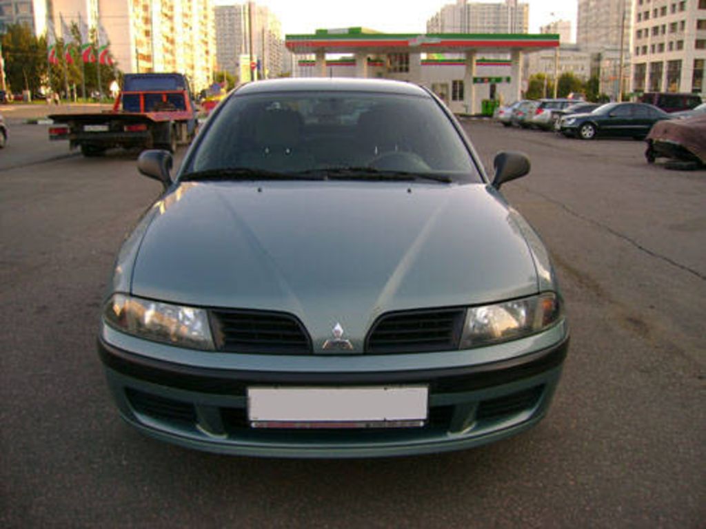 Мицубиси 2003г