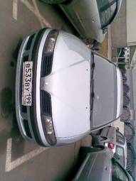 2003 Mitsubishi Carisma Photos