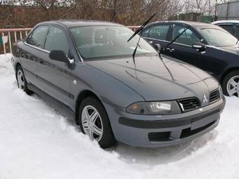 2003 Mitsubishi Carisma