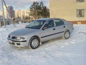 2003 Mitsubishi Carisma Images