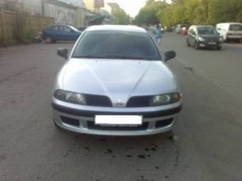 2003 Mitsubishi Carisma Pictures