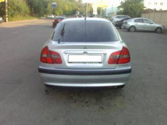 2003 Mitsubishi Carisma Pictures