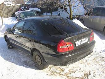 2003 Mitsubishi Carisma Photos