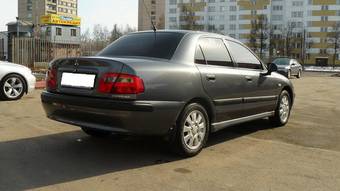2003 Mitsubishi Carisma Pictures