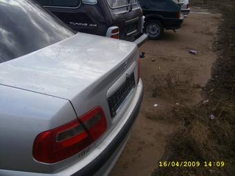 2003 Mitsubishi Carisma Pictures
