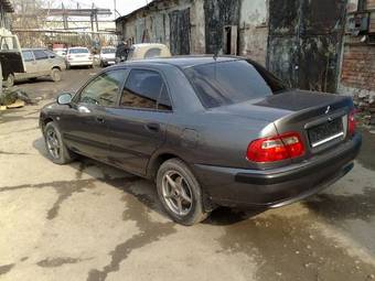 2003 Mitsubishi Carisma Images