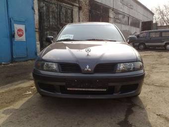 2003 Mitsubishi Carisma Pictures