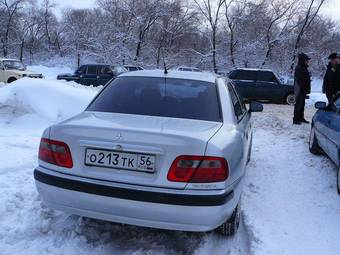 2003 Mitsubishi Carisma Photos