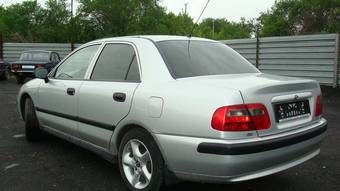 2003 Mitsubishi Carisma Pictures