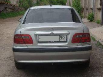 2003 Mitsubishi Carisma Pictures