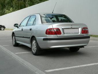 2003 Mitsubishi Carisma Wallpapers