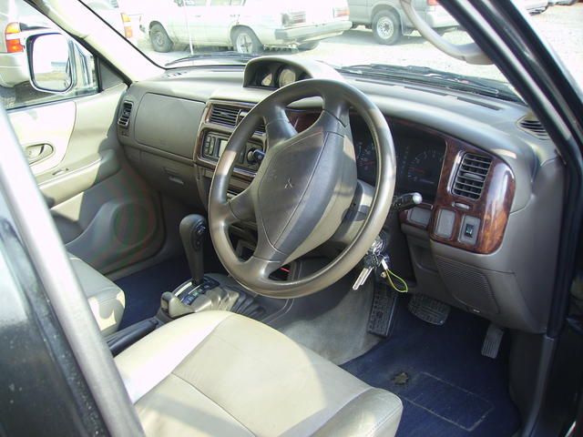 1996 Mitsubishi Challenger