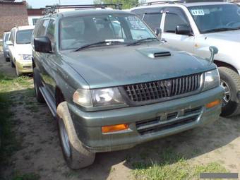 1996 Mitsubishi Challenger Photos