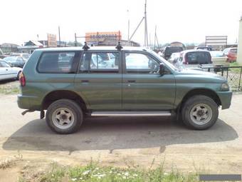 1996 Mitsubishi Challenger Pictures