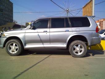 1997 Mitsubishi Challenger Pictures