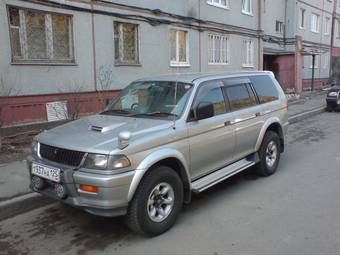 1997 Mitsubishi Challenger Pictures