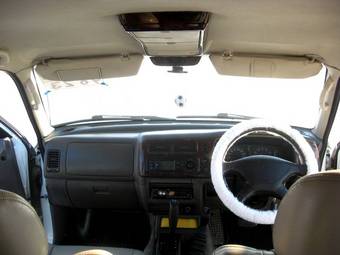 1997 Mitsubishi Challenger Pictures