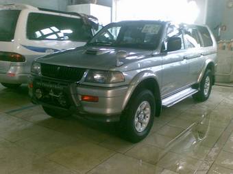 1997 Mitsubishi Challenger Photos