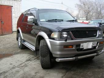 1997 Mitsubishi Challenger Photos