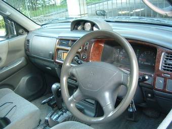 1997 Mitsubishi Challenger Images