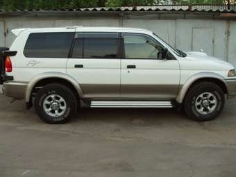 1998 Mitsubishi Challenger