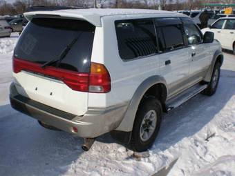 1998 Mitsubishi Challenger Pictures