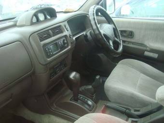 1998 Mitsubishi Challenger Photos