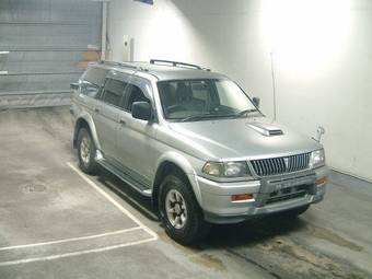 1998 Mitsubishi Challenger Photos