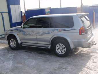 2000 Mitsubishi Challenger Photos