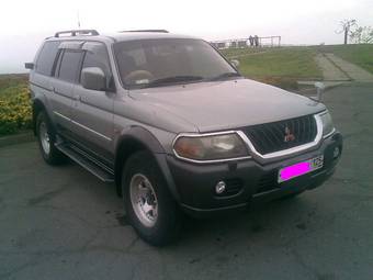 2000 Mitsubishi Challenger Pictures