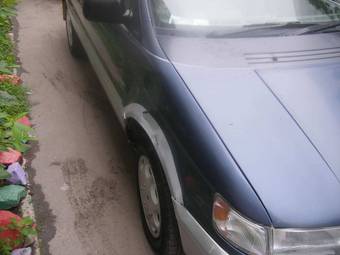 1992 Mitsubishi Chariot Photos