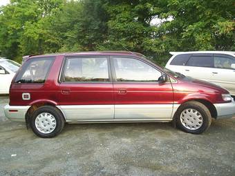 1993 Mitsubishi Chariot For Sale